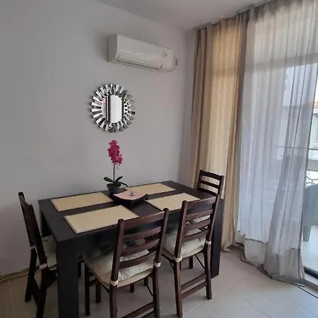 Apartment Green Life Beach Resort- апартамент фемили 2 Sozopol