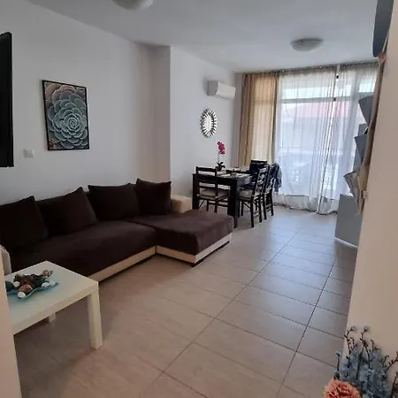 Apartment Green Life Beach Resort- апартамент фемили 2